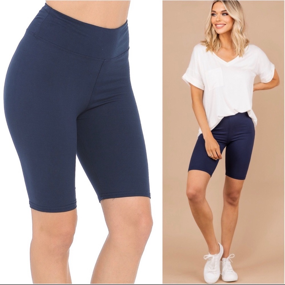 SALE! ❤️ Navy ultra soft women’s summer stretchy biker shorts